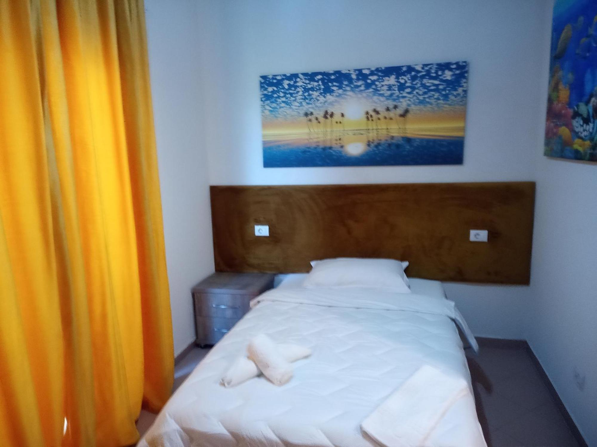 Prince Hotel Fier Hotel
